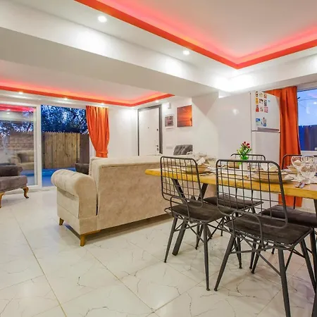 Hotel Ovali 4*