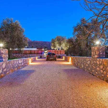 Ovali Kalkan