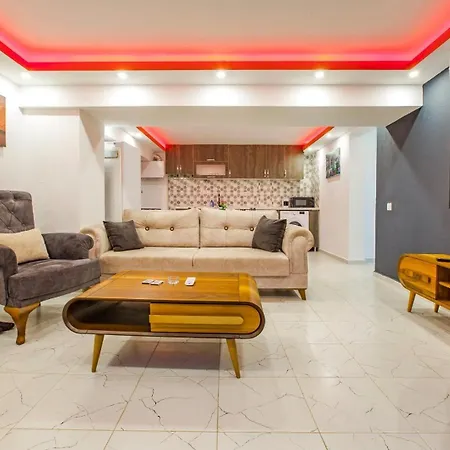 Ovali Hotel 4*