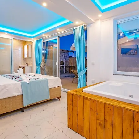 Ovali 4* Kalkan